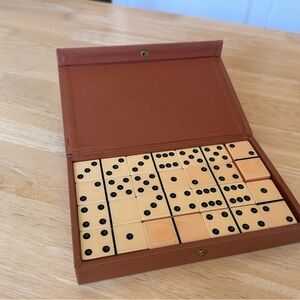 Classic Brown Domino Set
